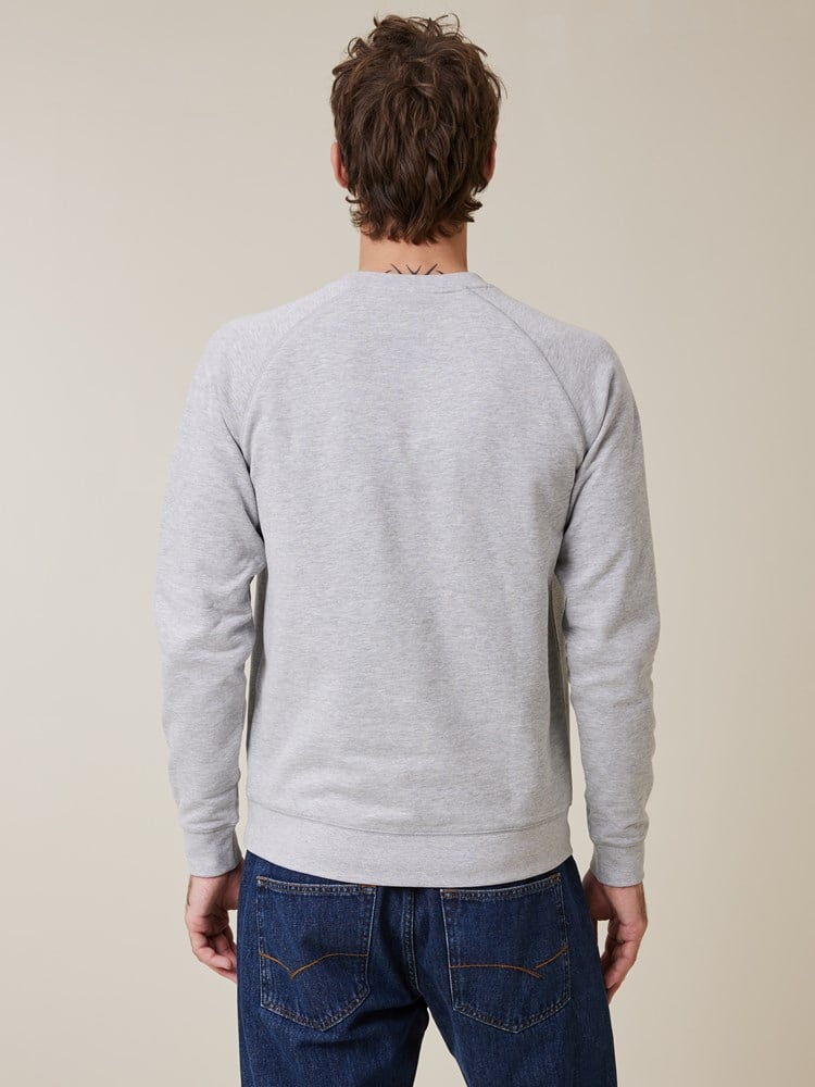 Patch Sweater 7506411_IEF-HENRYCHOICE-S24-Modell-Back_chn=boys_2562_Patch Sweater IEF.jpg_Back||Back