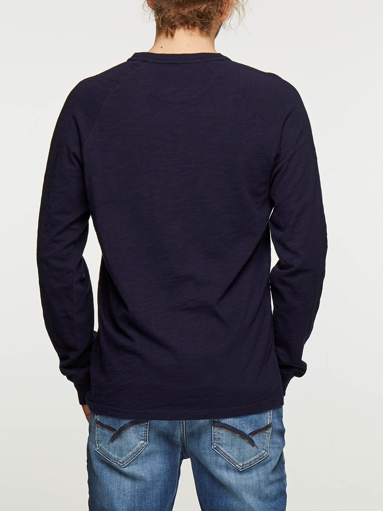 COLBY BESTEFARSTRØYE 7234830_C27-HENRYCHOICE-S19-Modell-Back_COLBY BESTEFARSTRØYE C27.jpg_Back||Back