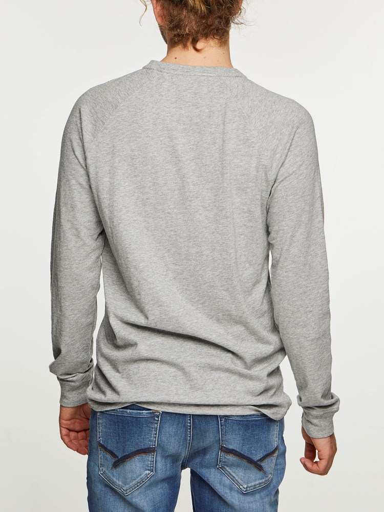 COLBY BESTEFARSTRØYE 7234830_IEB-HENRYCHOICE-S19-Modell-Back.jpg_Back||Back