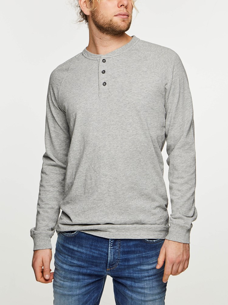 COLBY BESTEFARSTRØYE 7234830_IEB-HENRYCHOICE-S19-Modell-Front_COLBY BESTEFARSTRØYE IEB.jpg_Front||Front