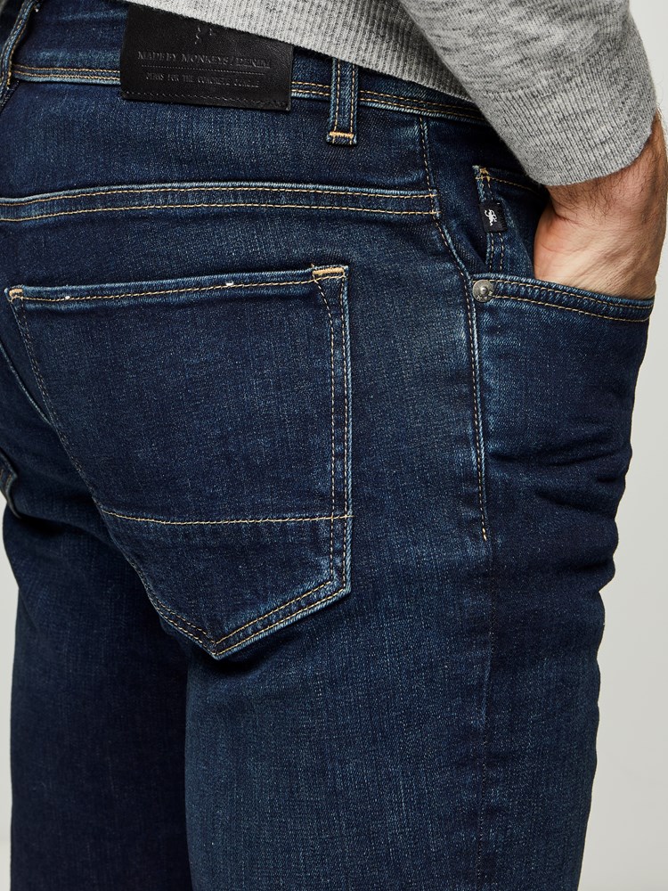 SLIM FIT STRETCH 7235366_D06_MadebyMonkeys_S19-details_SLIM FIT STRETCH JEANS  D06_SLIM FIT STRETCH D06.jpg_