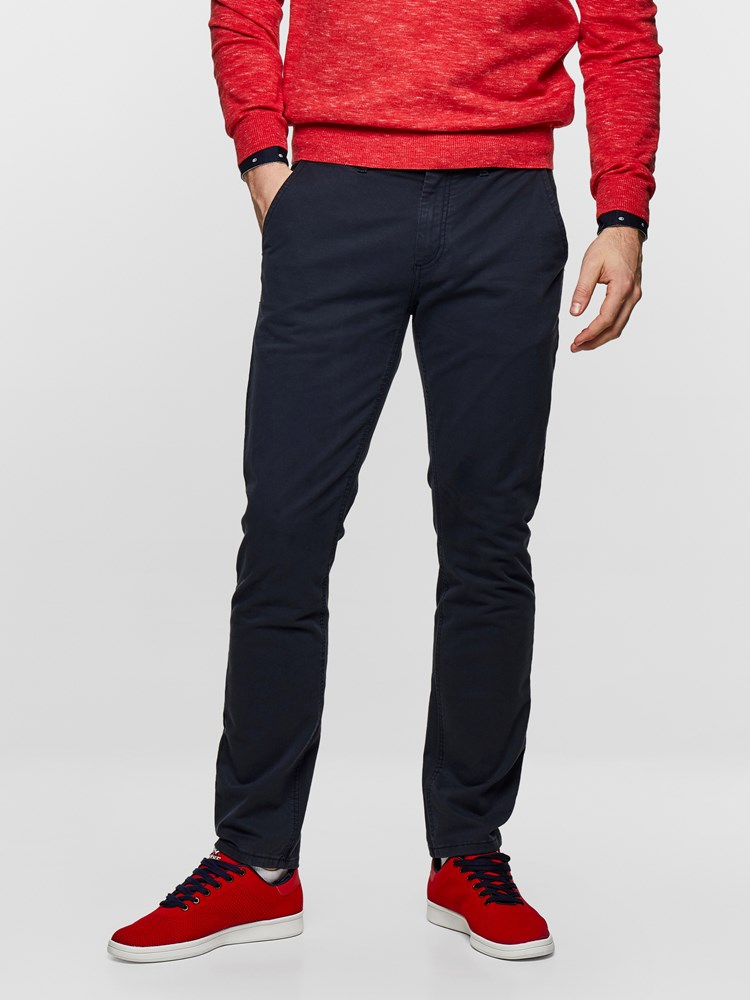 SLIM CHINO STRETCH TWILL 7237629_ENB_MadeByMonkeys_nos-modell-front.jpg_Front||Front