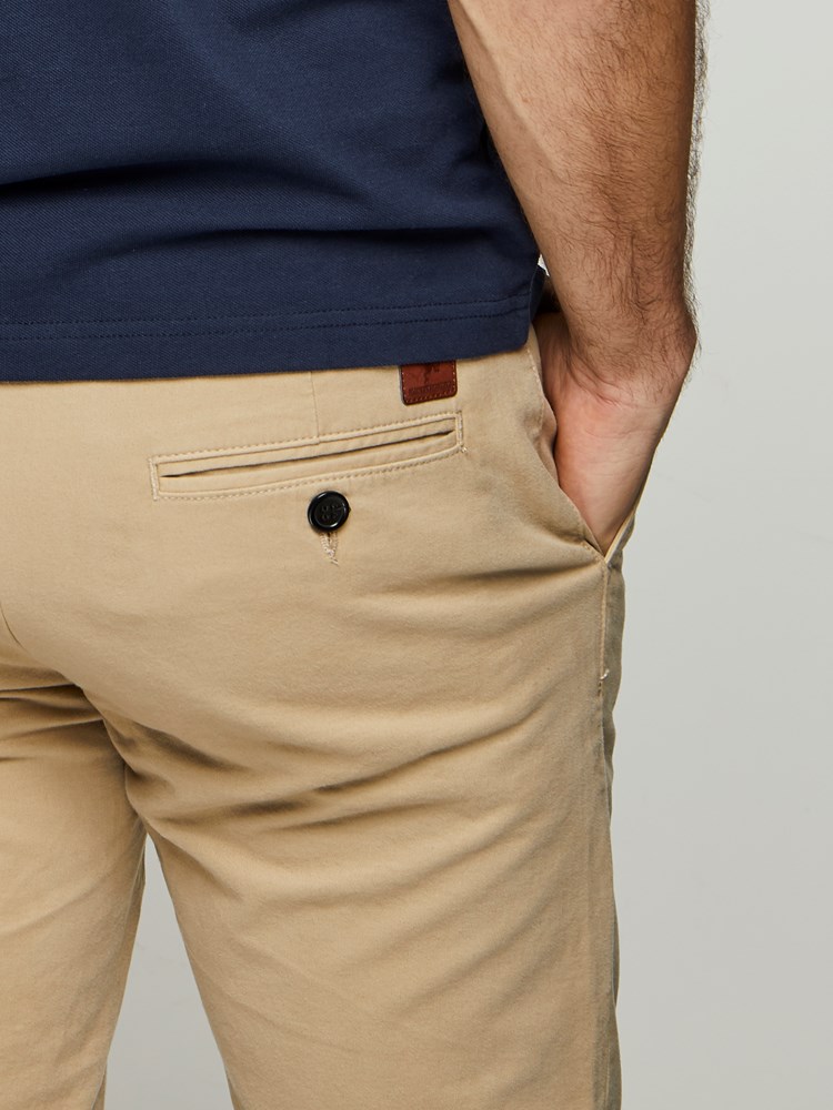 SLIM CHINO STRETCH TWILL 7237629_I4Y-MADEBYMONKEYS-S19-Details_SLIM CHINO STRETCH TWILL I4Y.jpg_