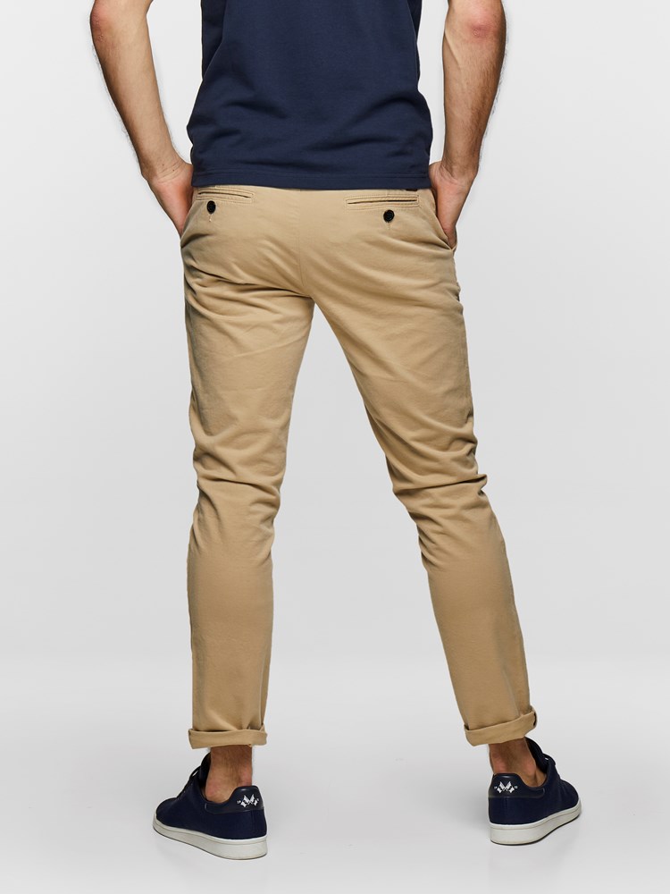 SLIM CHINO STRETCH TWILL 7237629_I4Y-MADEBYMONKEYS-S19-Modell-Back_SLIM CHINO STRETCH TWILL I4Y.jpg_Back||Back