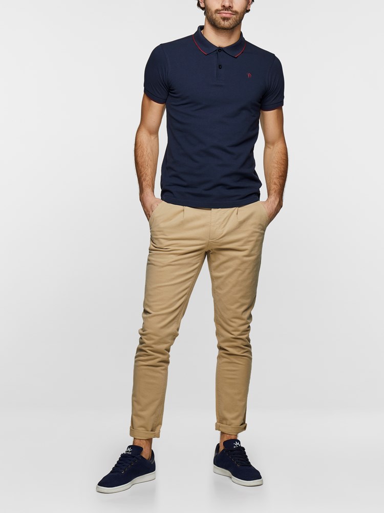 SLIM CHINO STRETCH TWILL 7237629_I4Y-MADEBYMONKEYS-S19-Modell-Front_SLIM CHINO STRETCH TWILL I4Y.jpg_Front||Front
