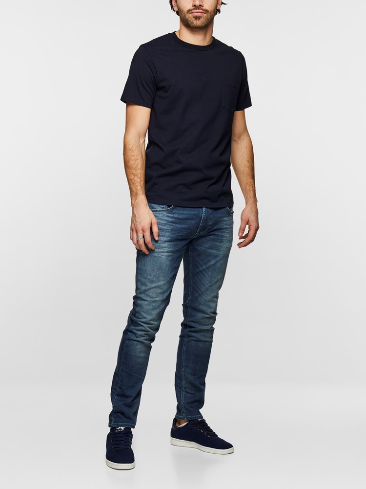 YEARS T-SKJORTE 7239549_C27-HENRYCHOICE-S19-Modell-Front5_YEARS T-SKJORTE C27.jpg_