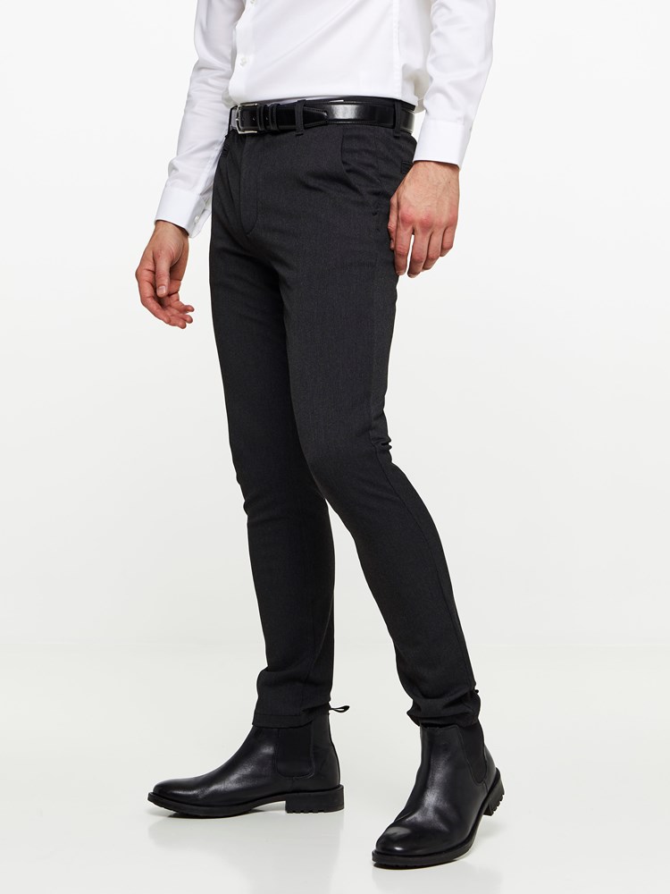 SLIM TAPER SUIT PANT 7239655_ID9-MADEBYMONKIES-A19-Modell-left_98480_SLIM TAPER SUIT PANT ID9.jpg_Left||Left