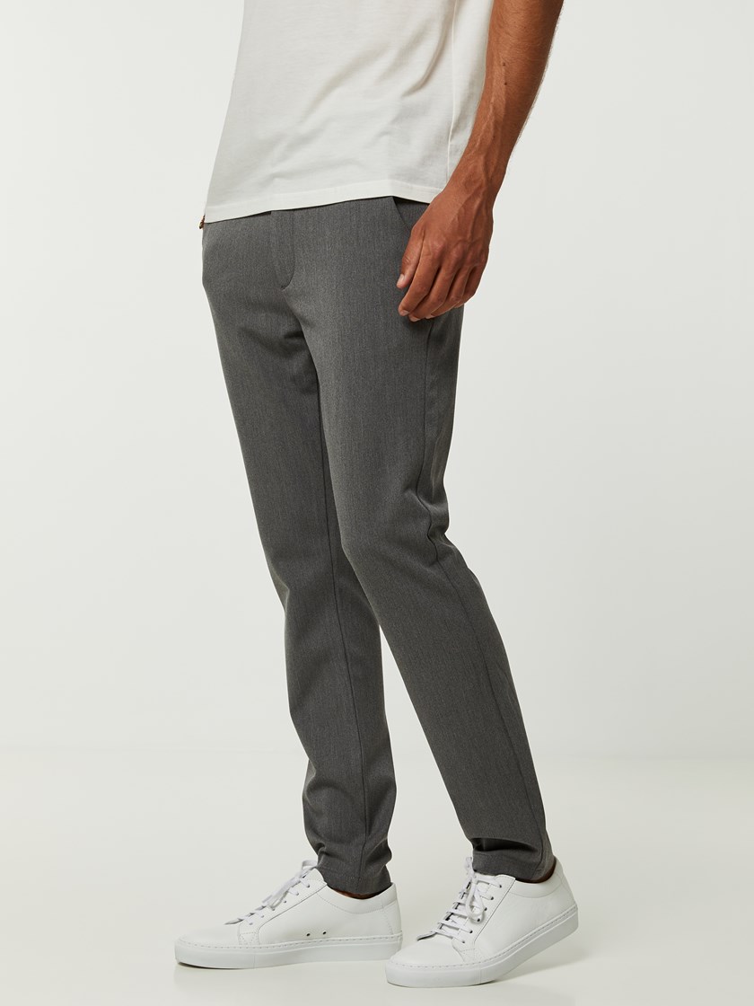 7244885 IEL 7244885_IEL-HENRYCHOICE-A20-Modell-left_41068_Slim taper suit bukse IEL 7244885.jpg_