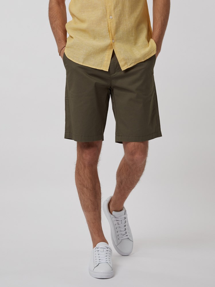 CREW CHINO SHORTS 7246677_IFJ--H21-Modell-front_63527.jpg_Front||Front
