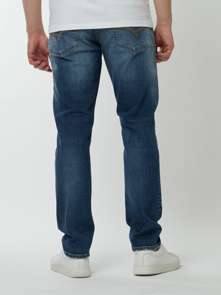 Slim Bill vintage jeans 7249291_DAD-HENRYCHOICE-S22-Modell-Back_chn=boys_2670_Slim Bill vintage jeans DAD_Slim Bill vintage jeans DAD 7249291.jpg_Back||Back