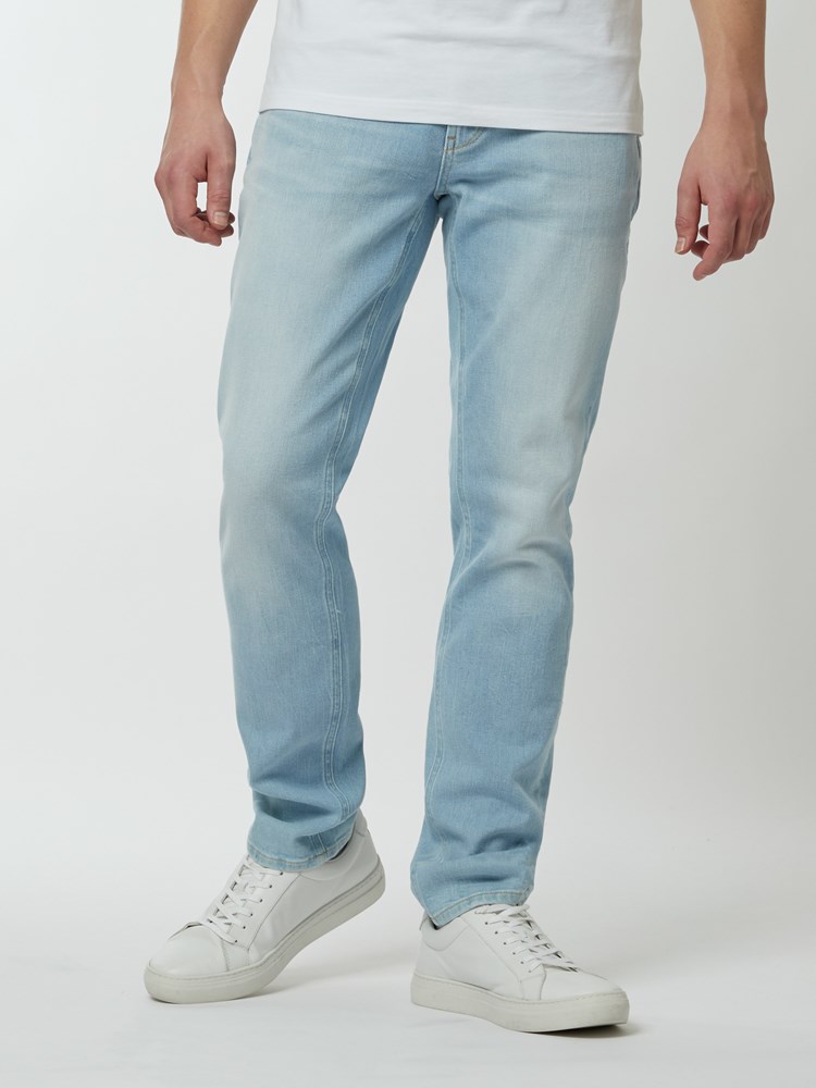 Slim Bill comfort jeans 7249682_DAH-HENRYCHOICE-S22-Modell-Front_chn=boys_4135_Slim Bill comfort jeans DAH_Slim Bill comfort jeans DAH 7249682.jpg_Front||Front
