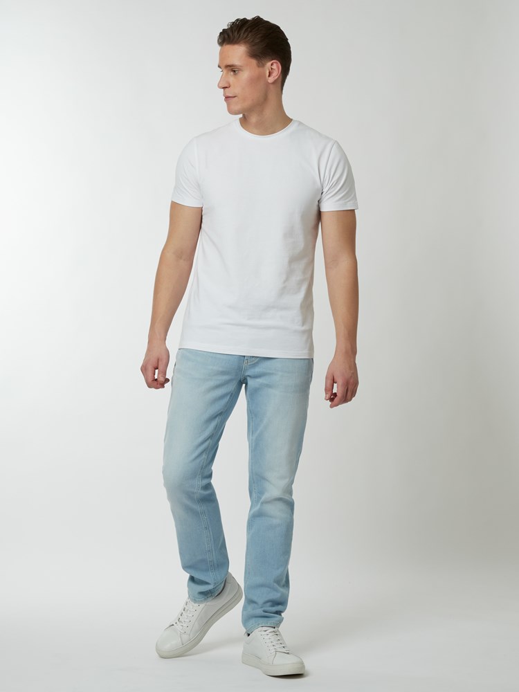 Slim Bill comfort jeans 7249682_DAH-HENRYCHOICE-S22-Modell-Front_chn=boys_5957_Slim Bill comfort jeans DAH_Slim Bill comfort jeans DAH 7249682.jpg_Front||Front
