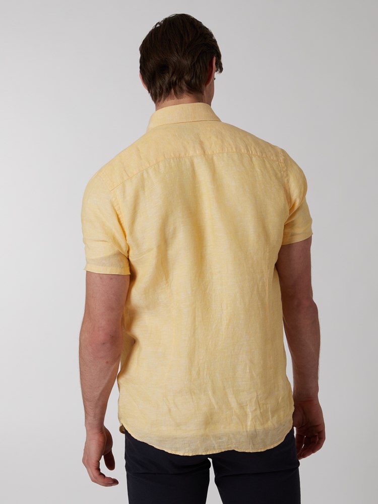 Evan linskjorte 7249903_Q0G-MRCAPUCHIN-H22-Modell-Back_chn=boys_9034_Evan linskjorte Q0G 7249903.jpg_Back||Back