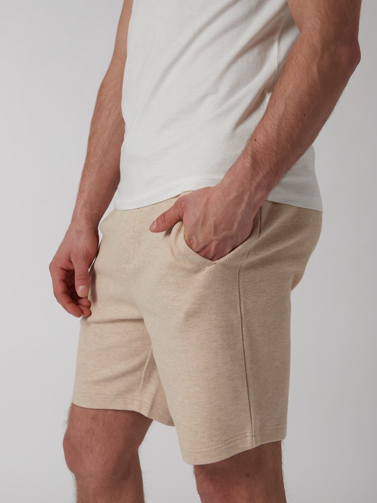 Giovanni shorts 7249911_A9P-MRCAPUCHIN-H22-Modell-Left_chn=boys_5648.jpg_Left||Left