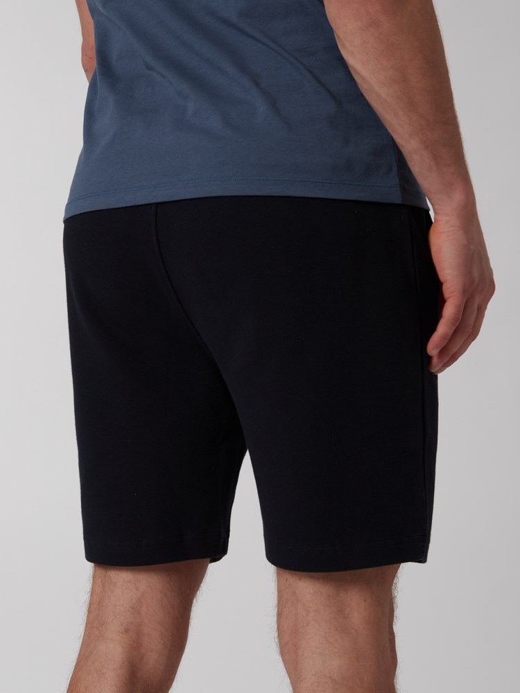 Giovanni shorts 7249911_C27-MRCAPUCHIN-H22-Modell-Back_chn=boys_8602.jpg_Back||Back
