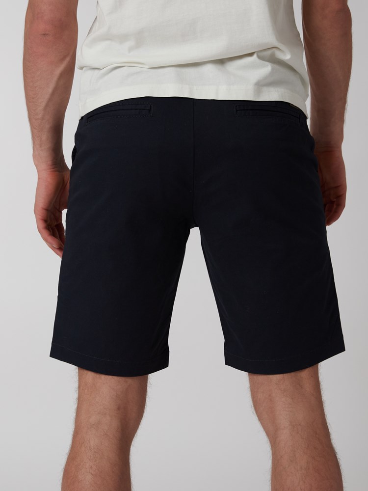 Crew chino shorts 7249913_C27-MRCAPUCHIN-H22-Modell-Back_chn=boys_2547.jpg_Back||Back