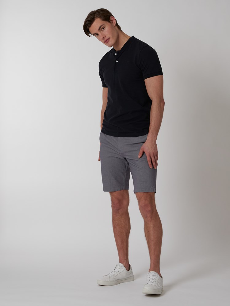 Slim structure bermuda III 7250004_ID9-MRCAPUCHIN-H22-Modell-Front_chn=boys_2155_Slim structure bermuda III ID9_Slim structure bermuda III ID9 7250004.jpg_Front||Front