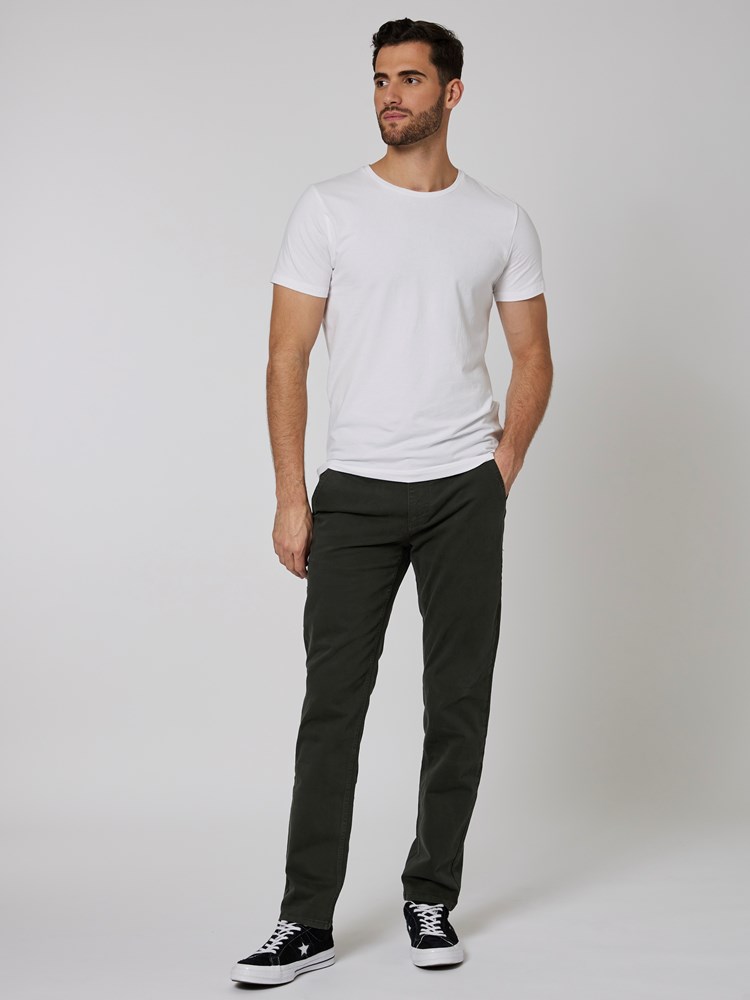 Regular chino str. twill 7500732_C19-MRCAPUCHIN-NOS-Modell-Front_chn=boys_6218_Regular chino str. twill C19_Regular chino str. twill C19 7500732.jpg_Front||Front