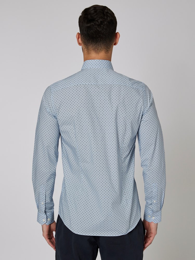 Colin skjorte 7500778_E8P-MRCAPUCHIN-W22-Modell-Front_chn=boys_4487.jpg_Front||Front
