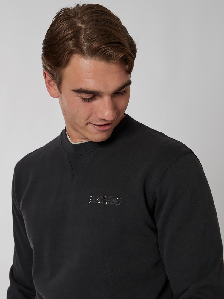 Signature collegegenser 7501021_C31-WOSNOTWOS-A22-details_chn=boys_4288.jpg_