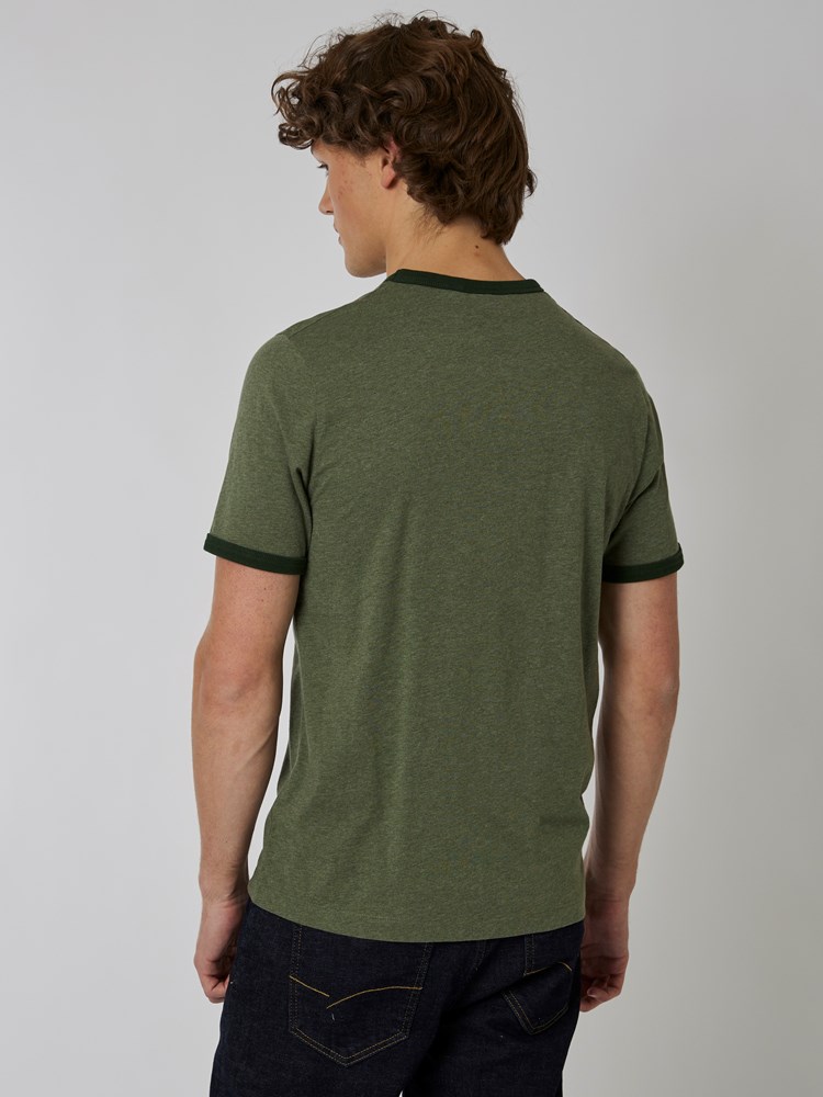 Contrast t-shirt 7501041_GMH-HENRYCHOICE-A22-Modell-Back_chn=boys_7967_Contrast t-shirt GMH 7501041.jpg_Back||Back