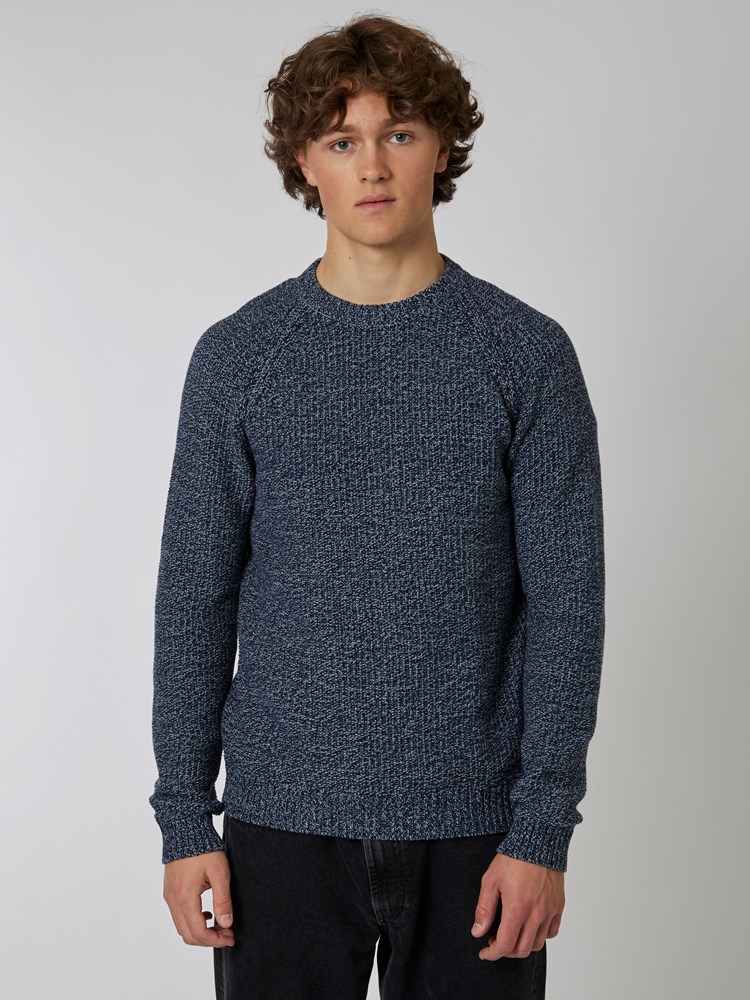 Owen strikkegenser 7501046_EM1-HENRYCHOICE-A22-Modell-Front_chn=boys_4993_Owen strikkegenser EM1_Owen strikkegenser EM1 7501046.jpg_Front||Front