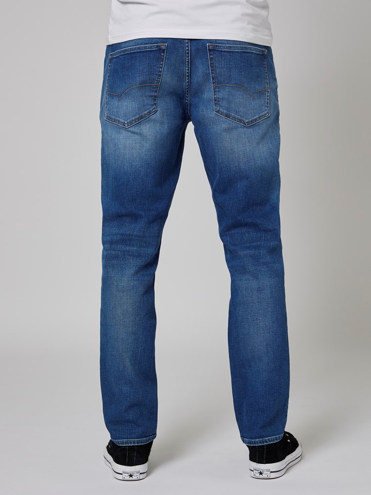 Slim Bill blue jeans 7501420_DAD-HENRYCHOICE-NOS-Modell-Front_chn=boys_5527_Slim Bill blue jeans DAD.jpg_Front||Front