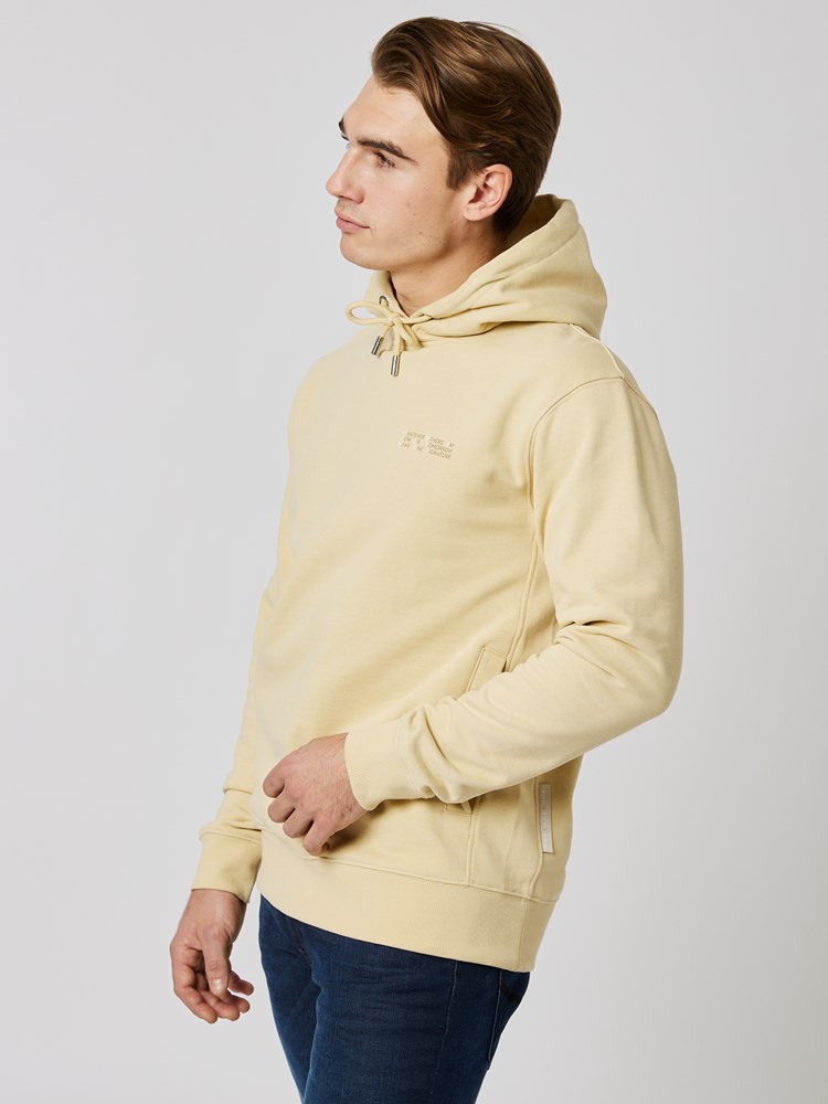 Signature hettegenser 7501873_APV-WOSNOTWOS-S23-Modell-Front_chn=boys_252_Signature hettegenser APV.jpg_