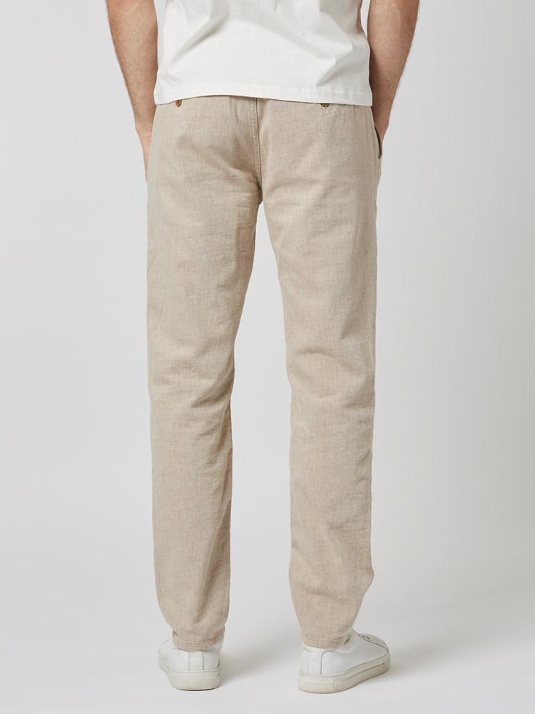 Regular nomade chino 7502047_AED-MRCAPUCHIN-S23-Modell-Front_chn=boys_1375.jpg_Front||Front