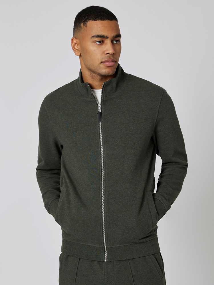Armond zip jakke 7502277_R18-MRCAPUCHIN-S23-Modell-Front_chn=boys_1094_Armond zip jakke R18.jpg_Front||Front
