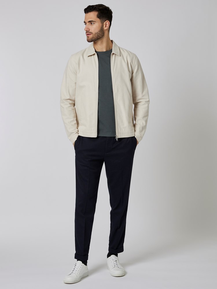 Ano zip jakke 7502466_OAJ-MRCAPUCHIN-S23-Modell-Front_chn=boys_819_Ano zip jakke OAJ.jpg_Front||Front
