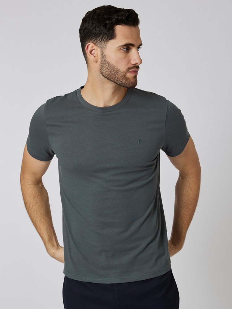 Base 2 pk t-skjorte 7502543_GPN-MRCAPUCHIN-S23-Modell-Front_chn=boys_942.jpg_Front||Front