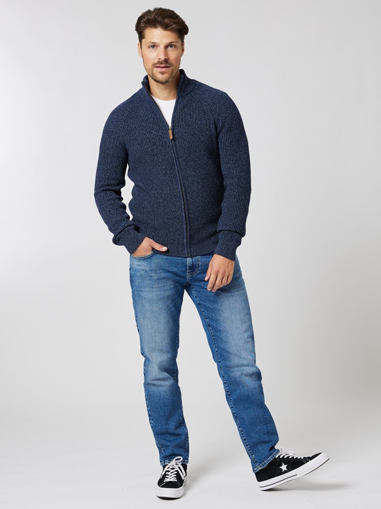 Zipper cardigan 7504296_EM1-HENRYCHOICE-A23-Modell-Front_chn=boys_6347_Zipper cardigan EM1_7504296 EM1.jpg_Front||Front