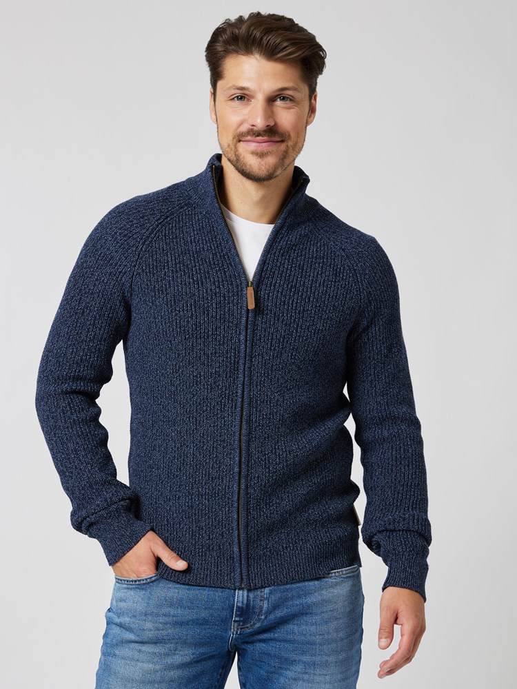 Zipper cardigan 7504296_EM1-HENRYCHOICE-A23-Modell-Front_chn=boys_7246_Zipper cardigan EM1_7504296 EM1.jpg_Front||Front