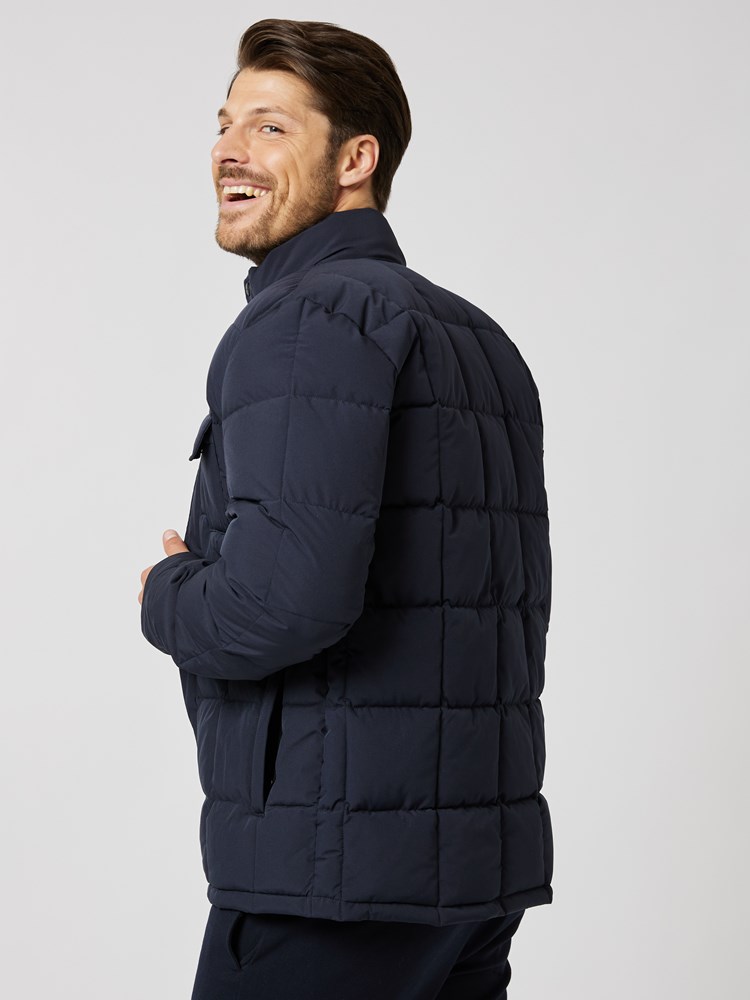 Atli jakke 7504333_C27-MRCAPUCHIN-A23-Modell-Back_chn=boys_7798_Atli jakke C27.jpg_
