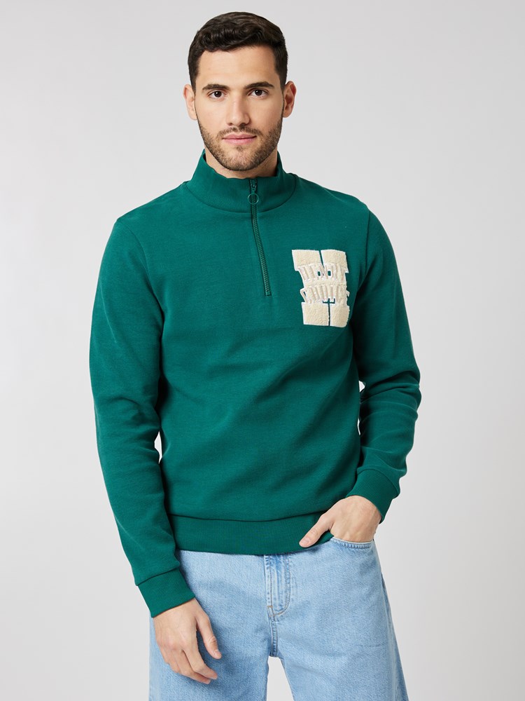 Zip Sweater 7504405_GUL-HENRYCHOICE-A23-Modell-Front_chn=boys_3248_Zip Sweater GUL.jpg_Front||Front