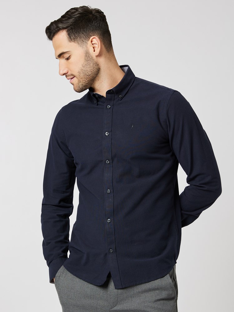 Brushed oxford skjorte 7504547_C27-MRCAPUCHIN-A23-Modell-Front_chn=boys_6531_Brushed oxford skjorte C27.jpg_Front||Front