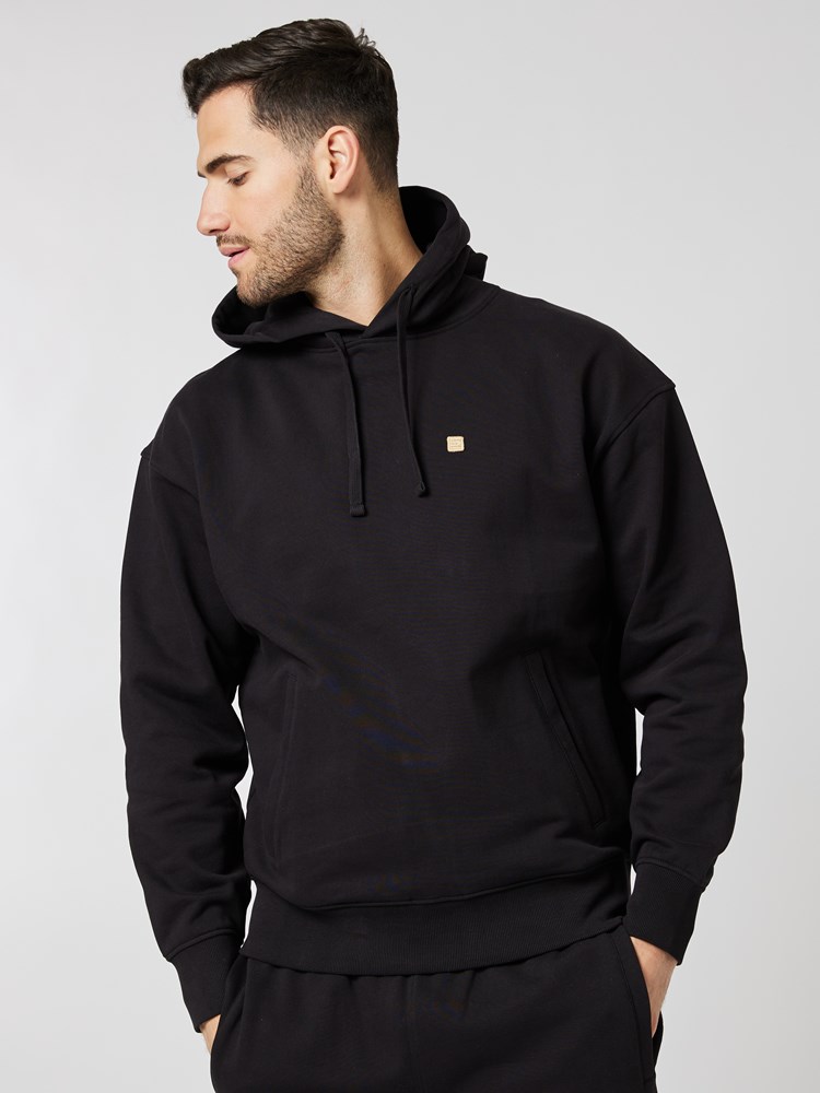 Gigant hettegenser 7504562_CAD-WOSNOTWOS-A23-Modell-Front_chn=boys_5869_Gigant hettegenser CAD_7504562 CAD.jpg_Front||Front
