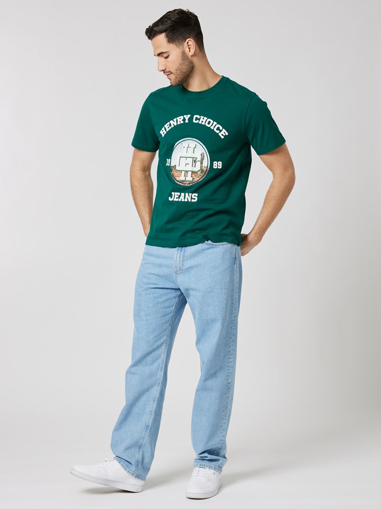Boxy t-shirt 7504594_GUL-HENRYCHOICE-A23-Modell-Front_chn=boys_5913_Boxy t-shirt GUL.jpg_Front||Front
