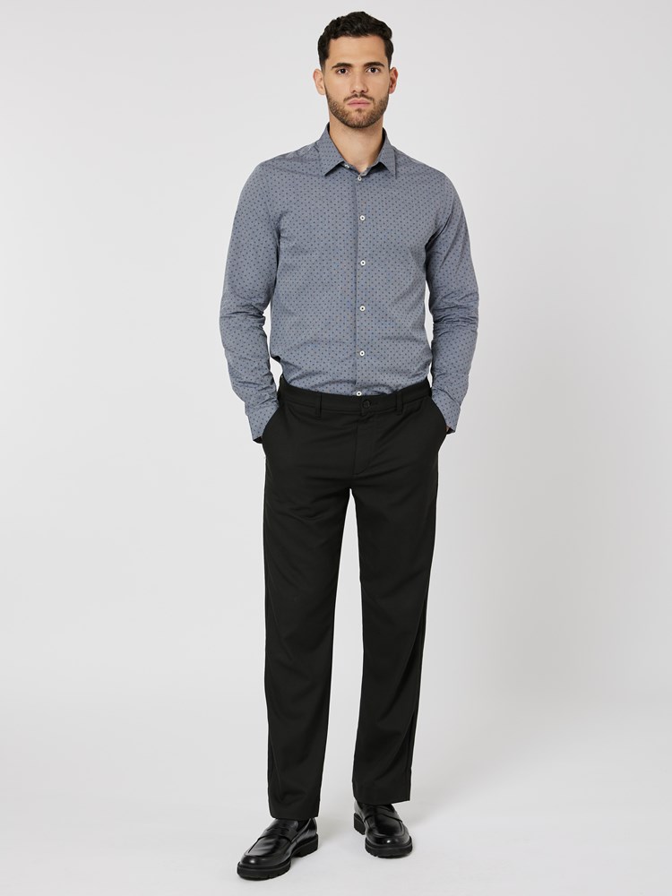 Sindri skjorte 7505384_C27-MRCAPUCHIN-W23-Modell-Front_chn=boys_8530_Sindri skjorte C27.jpg_Front||Front