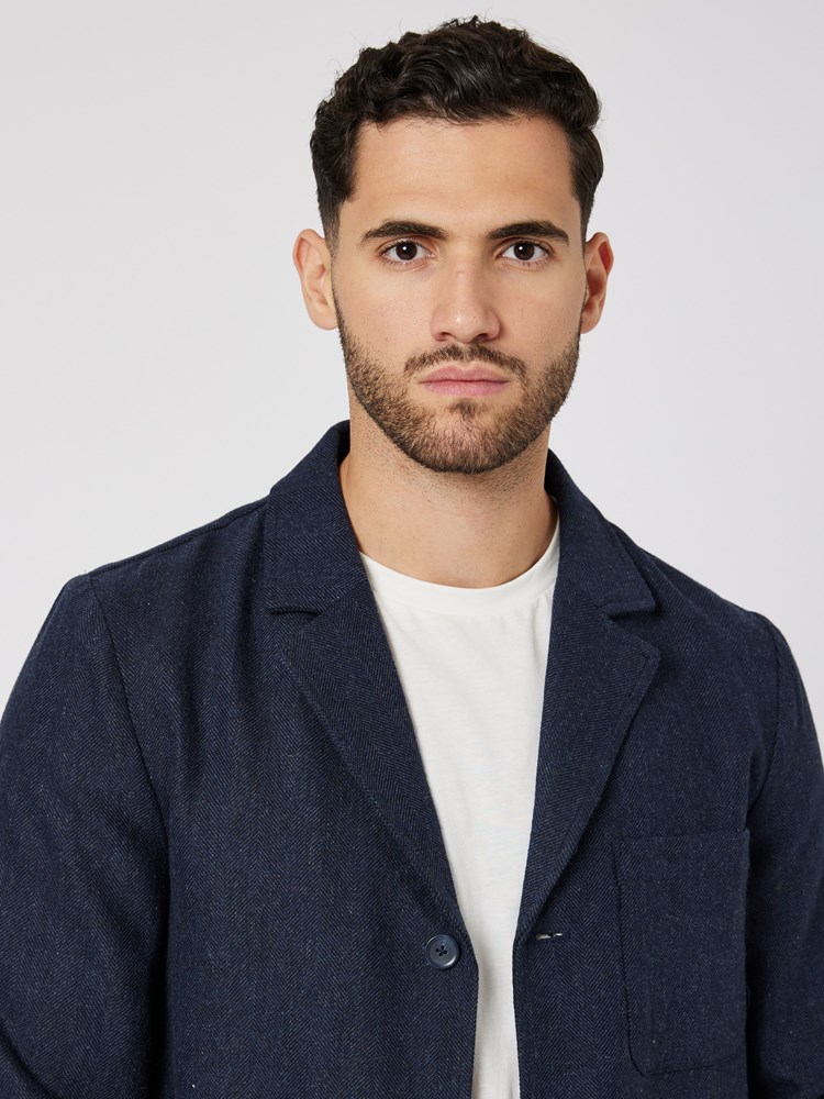 Svein blazer 7505459_C27-MRCAPUCHIN-W23-details_chn=boys_5871.jpg_