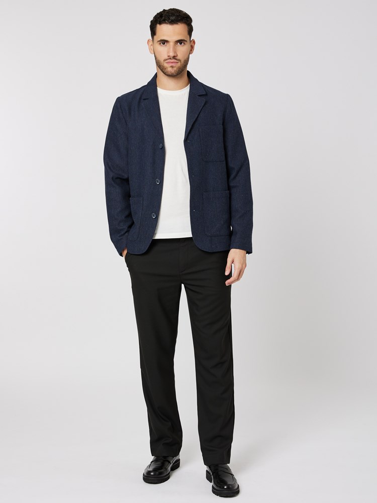 Svein blazer 7505459_C27-MRCAPUCHIN-W23-Modell-Front_chn=boys_6328.jpg_Front||Front
