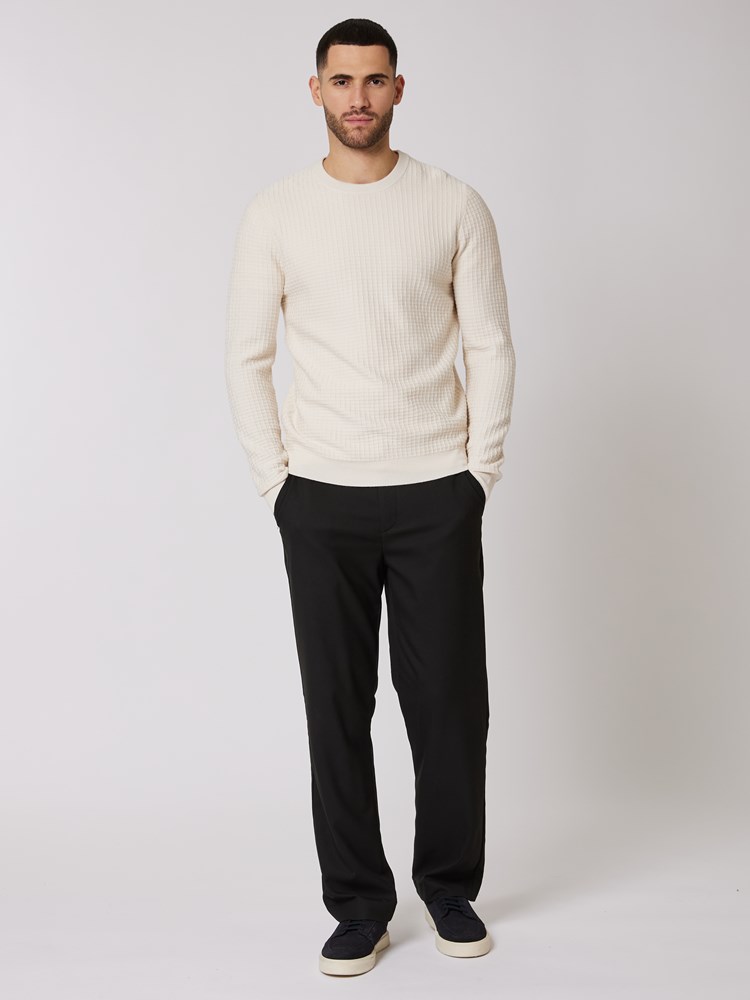 Ben strikkegenser 7506166_R34-MRCAPUCHIN-S24-Modell-Front_chn=boys_3774_Ben strikkegenser R34.jpg_Front||Front