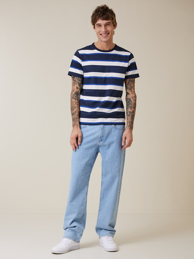 Stripe T-shirt 7506525_EM1-HENRYCHOICE-S24-Modell-Front_chn=boys_2254_Stripe T-shirt EM1.jpg_Front||Front