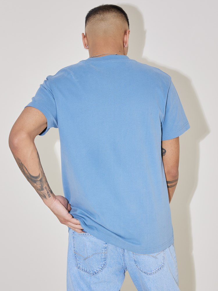 Mjuk t-skjorte 7506766_EEX-WOSNOTWOS-S24-Modell-Back_chn=boys_2086_Mjuk t-skjorte EEX.jpg_Back||Back