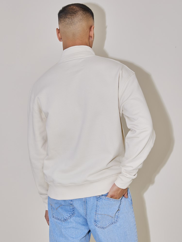 Lowkey zipneck 7506790_I2O-WOSNOTWOS-S24-Modell-Back_chn=boys_5523_Lowkey zipneck I2O.jpg_Back||Back
