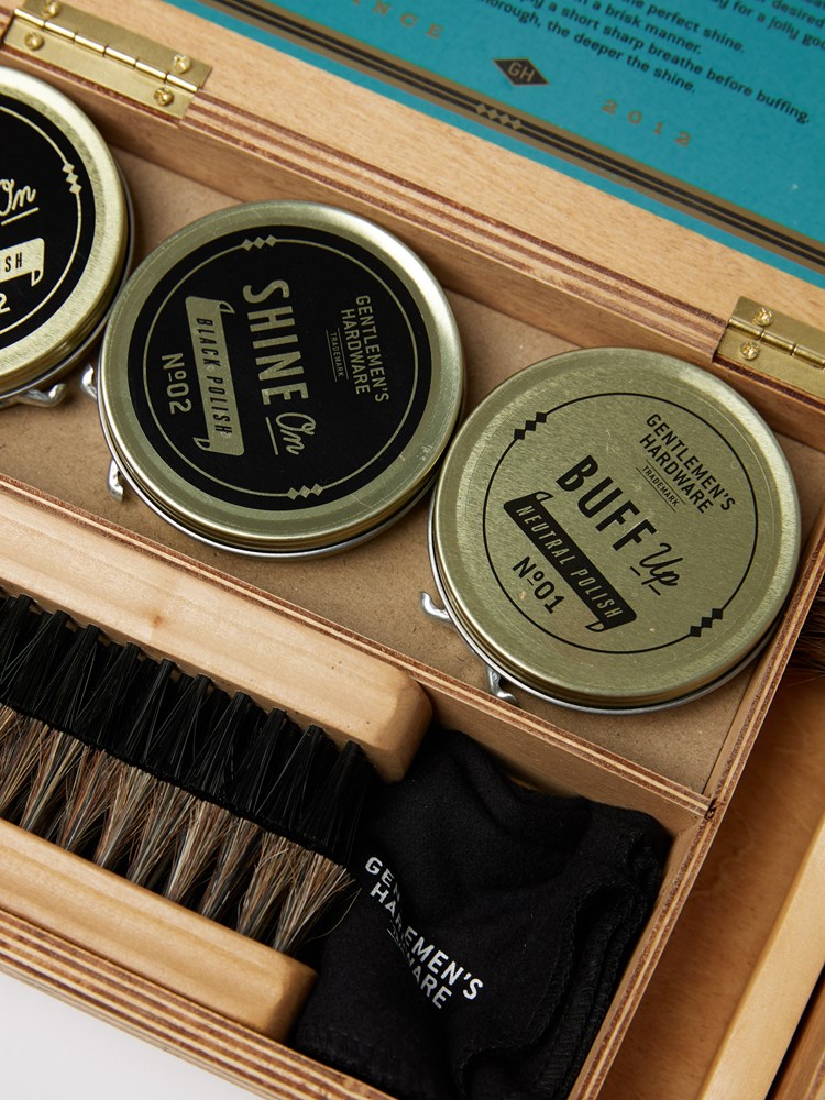 Shoe Shine Kit In Wood Box 840214800658 3_Shoe Shine Kit In Wood Box AFD.jpg_